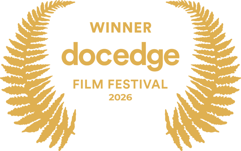 DocEdge WINNER Gold Transparent